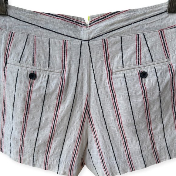 🌸4/$30🌸 Gap High-Rise Pleated Shorts - Picture 6 of 12